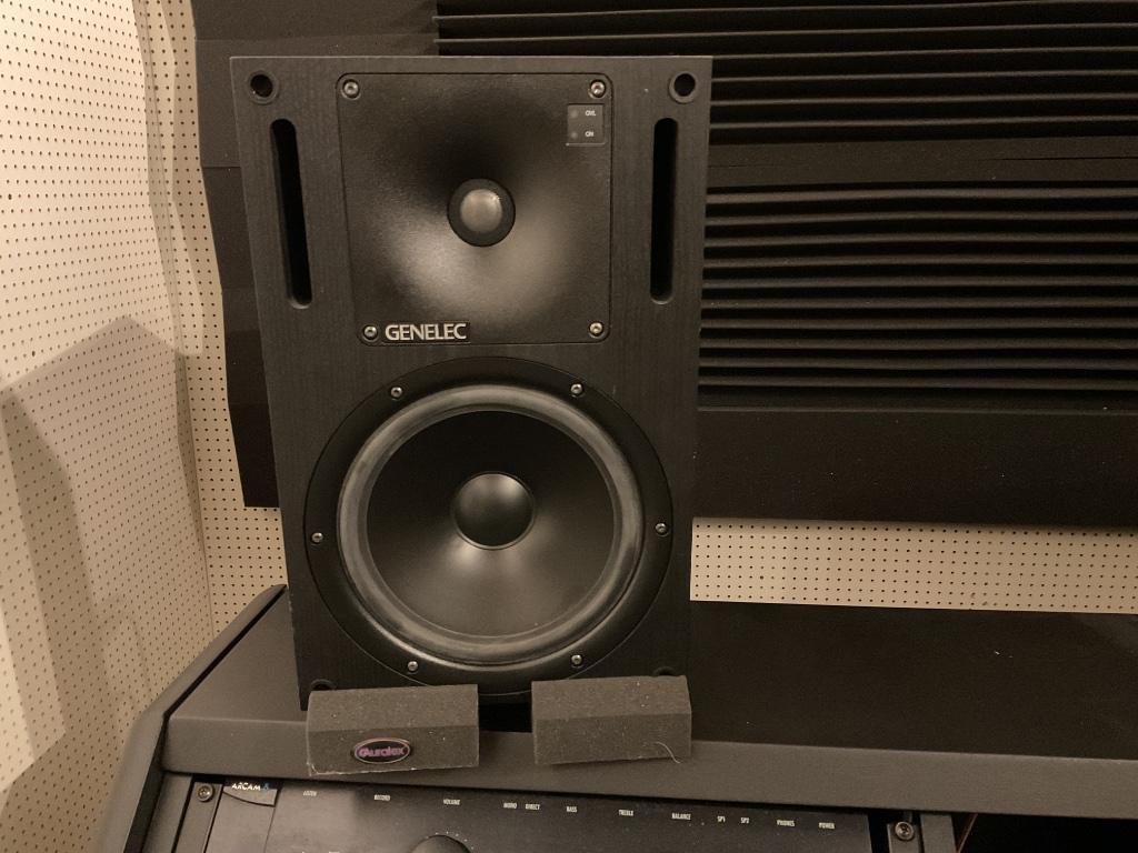 Genelec 1031A 8" Powered Nearfield Studio Monitors, Ophalen, Zo goed als nieuw, Audio