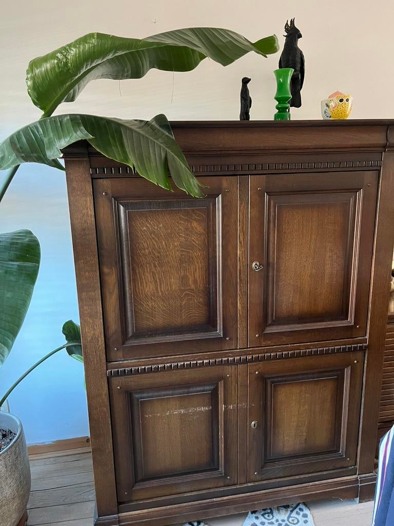 Computer kast vol hout, Ophalen, Gebruikt, 100 tot 150 cm, Met deur(en)