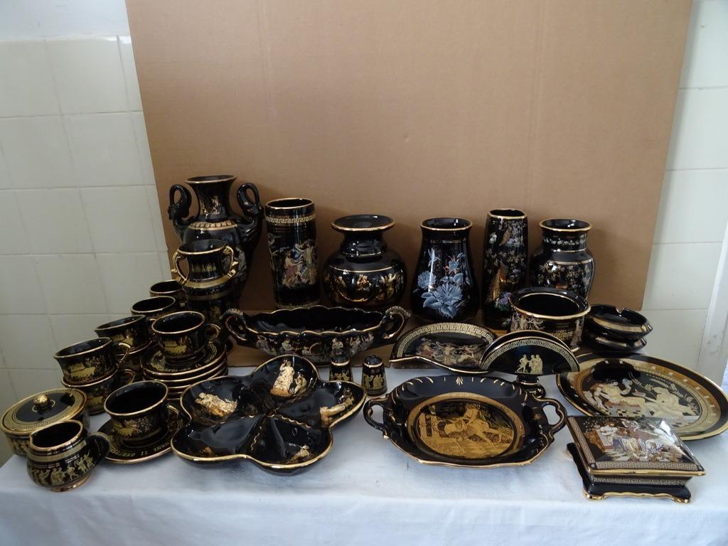 Porcelaine grecque vintage 24K vente séparément ramasser 149, Maison & Meubles, Accessoires pour la Maison | Vases, Comme neuf