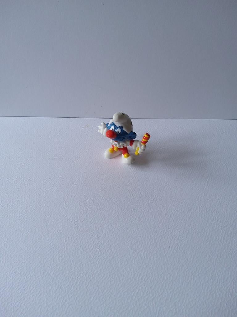 McDonald's maakt reclame voor clownsmurf, Ophalen of Verzenden, Zo goed als nieuw, Poppetje, Figuurtje of Knuffel