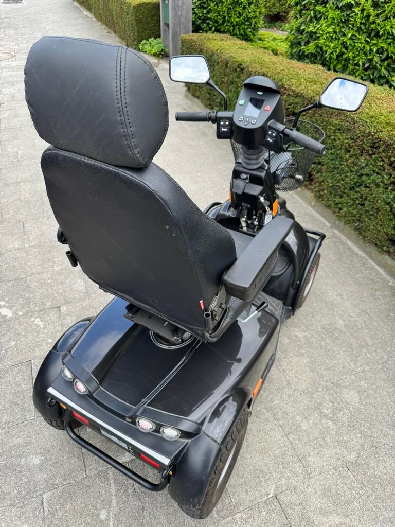 Mini crosser Scootmobiel 4wiel alle tranen invalide scooter, Ophalen of Verzenden, Inklapbaar, Zo goed als nieuw, Elektrische rolstoel