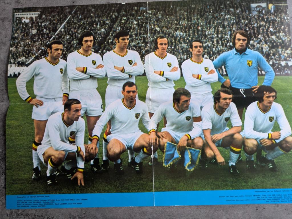 VOETBAL POSTER BELGIE RODE DUIVELS BEGIN JAREN 70, Verzenden, Zo goed als nieuw