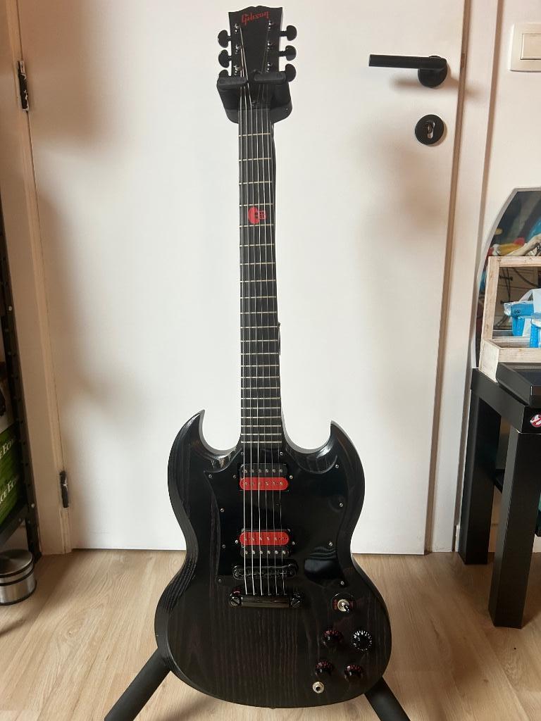 GIBSON SG VOODOO, Musique & Instruments, Instruments à corde | Guitares | Électriques, Utilisé, Solid body, Autres marques, Enlèvement