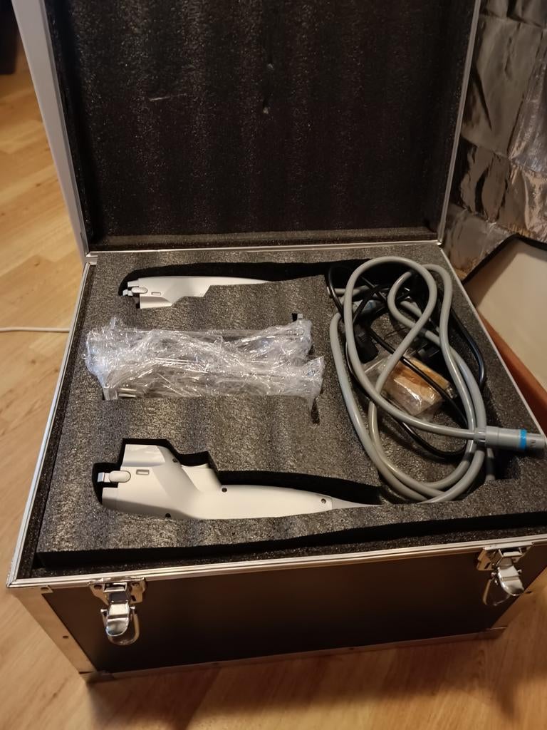 rajeunissement de peau, élimination des rides,lifting, Ophalen, Zo goed als nieuw