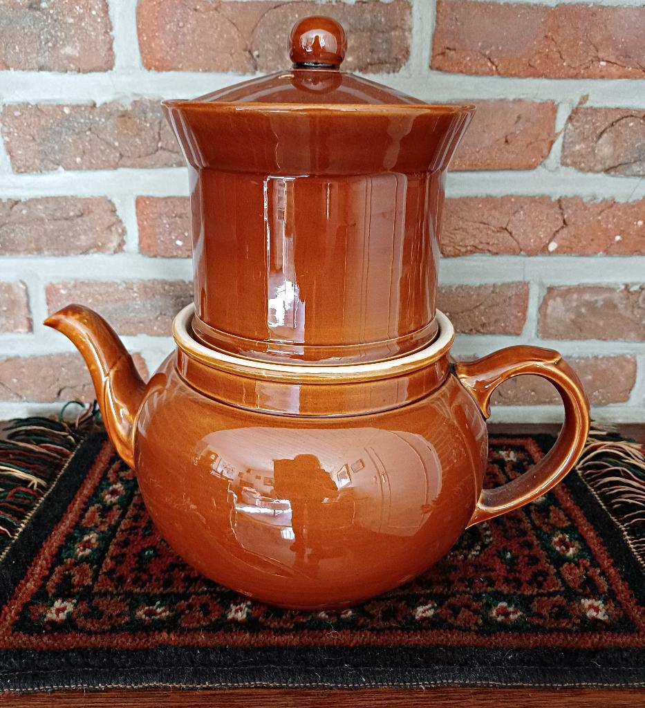Grande théière/cafetière vintage avec filtre émaillé brun, Enlèvement