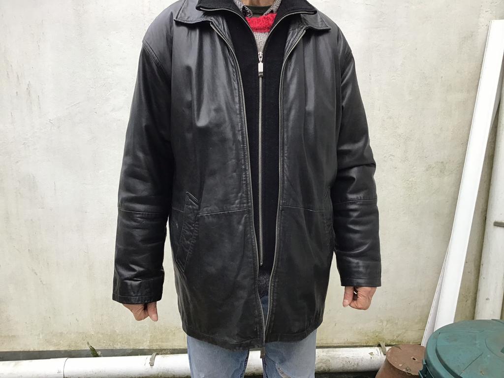 Veste en cuir véritable -très souple- capitonnée. T .large, Vêtements | Hommes, Comme neuf, Taille 52/54 (L), Noir