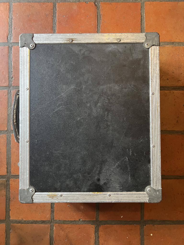 A vendre Flycase avec comportement outils/accessoires, Musique & Instruments, Enlèvement ou Envoi, Utilisé, Autres instruments