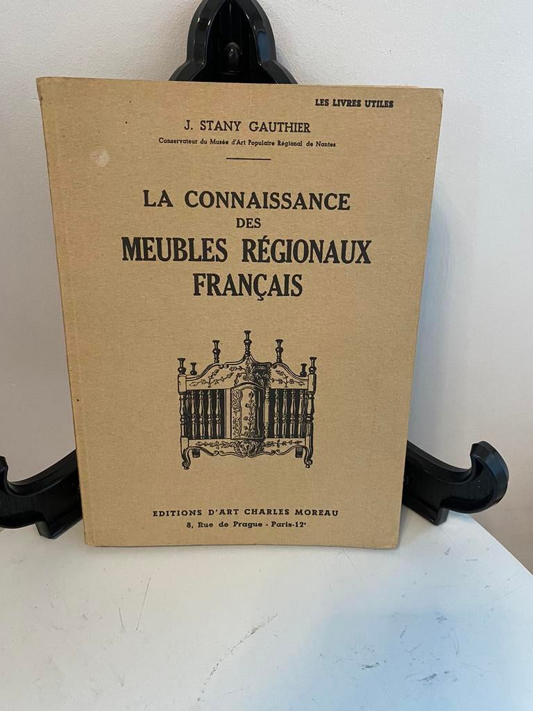 Boek De kennis van Frans regionaal meubilair, Antiek en Kunst, Ophalen of Verzenden