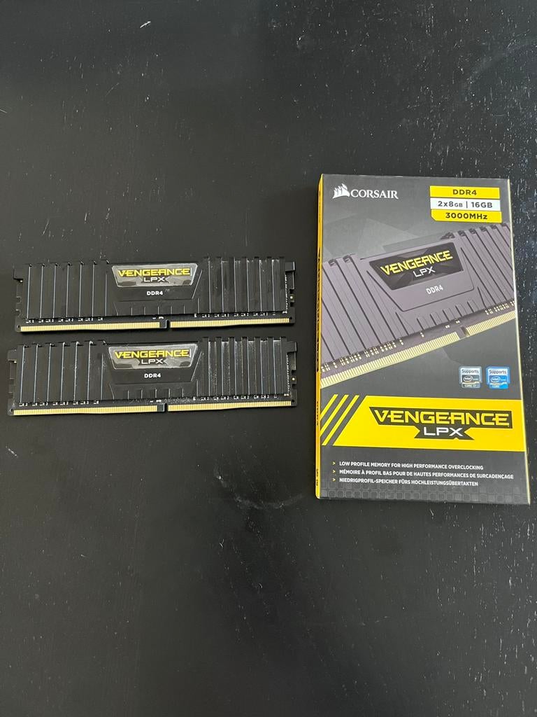 Vengeance LPX DDR4 3000mhz 2x8GB, Enlèvement, Utilisé, DDR4