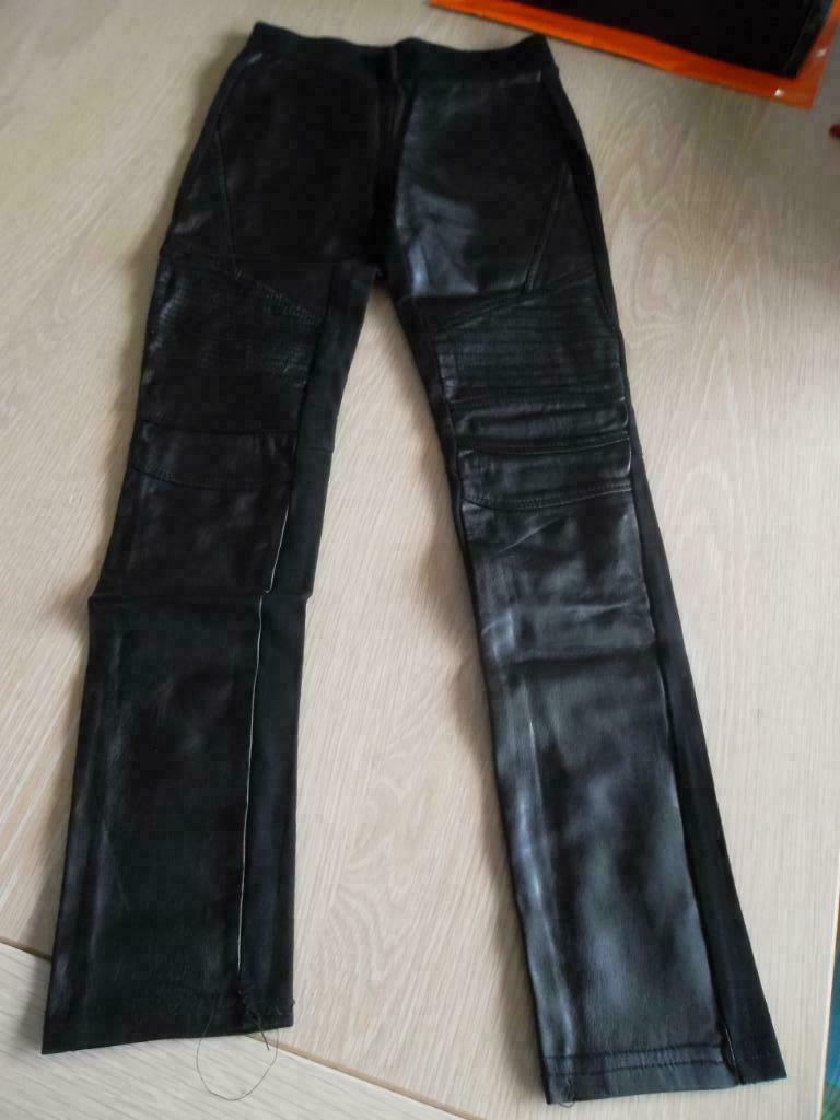 Pantalon Geisha Leer vooraan, Pantalon, Geisha, Enlèvement ou Envoi, Utilisé