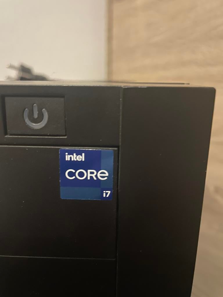 PC Sharkoon i7 grafische kaart, Computers en Software, Desktop Pc's, Ophalen, Zo goed als nieuw, SSD