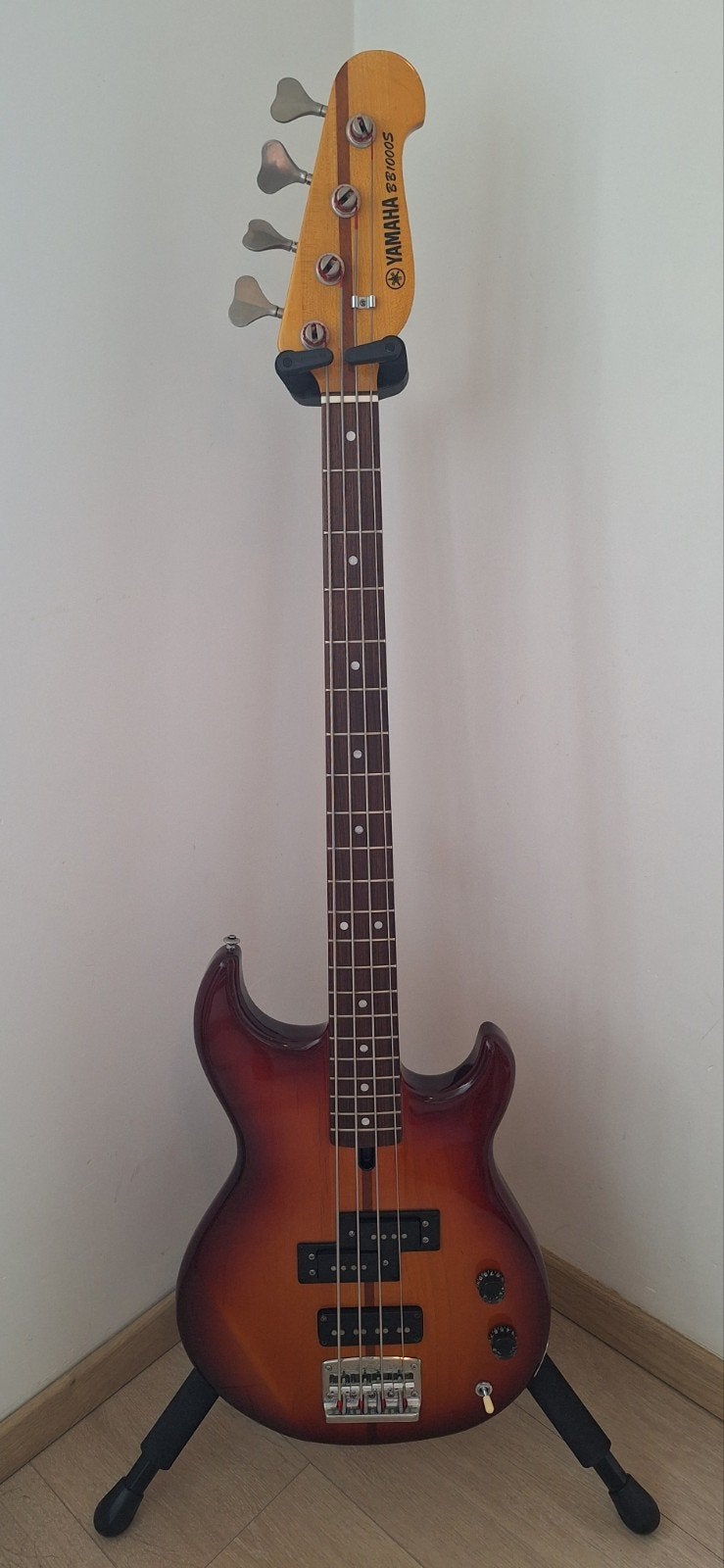 Yamaha Bass BB1000S (Sunburst) Broadbass 1984, Musique & Instruments, Enlèvement ou Envoi, Comme neuf, Électrique