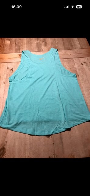 Shirt Nike Dri-Fit, Kleding | Dames, Sportkleding, Nike, Ophalen of Verzenden, Zo goed als nieuw, Maat 38/40 (M)