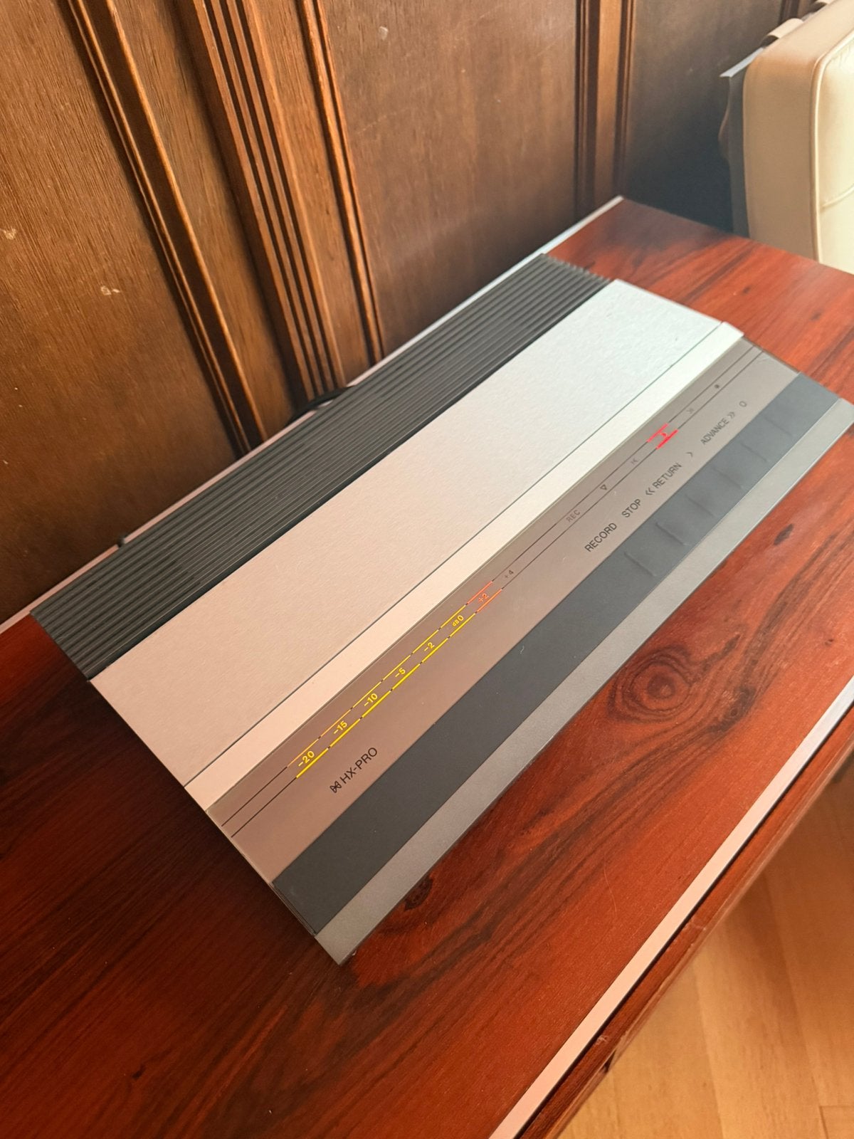 Bang & Olufsen Beocord 3300 HX Pro - Bel état, Enlèvement ou Envoi, Simple, Autres marques, Commandes tactiles