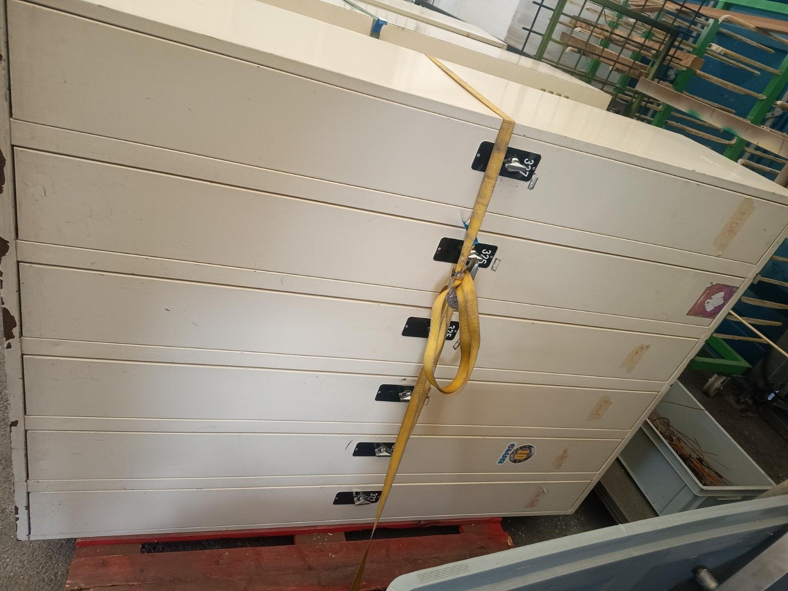 Lockerkasten (100€ voor 3), Ophalen, Gebruikt, Staak