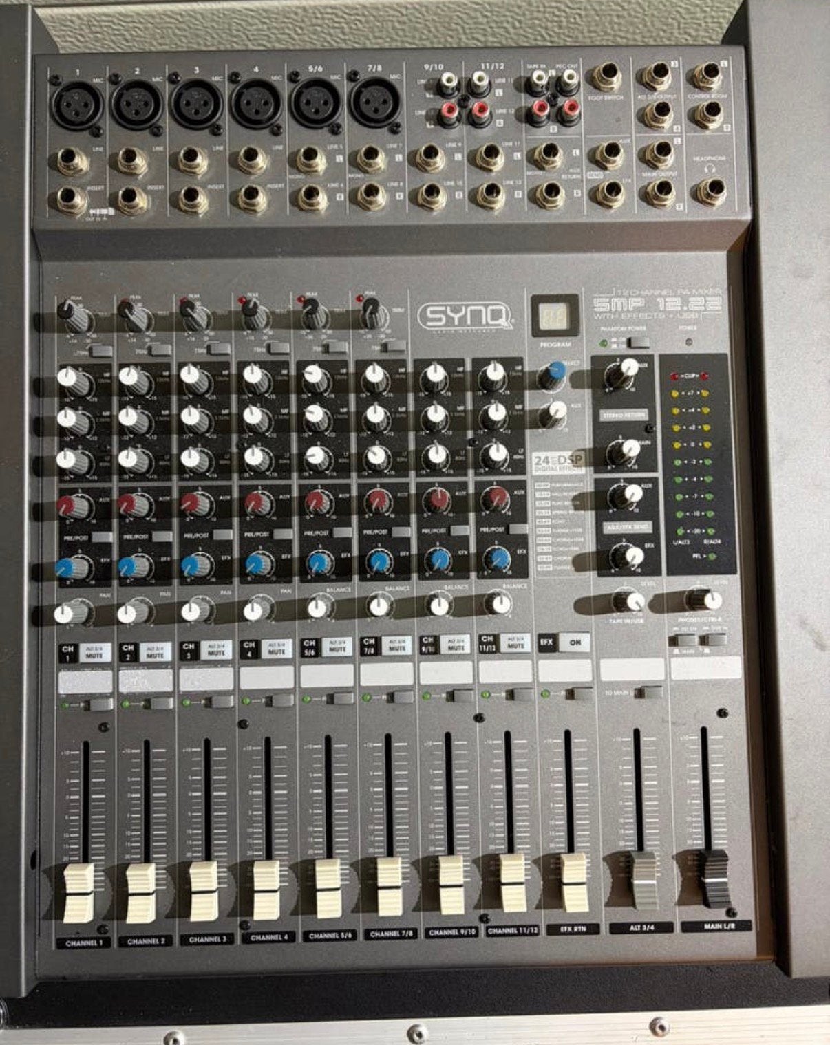 Synq mengpaneel, Muziek en Instrumenten, Ophalen, Zo goed als nieuw