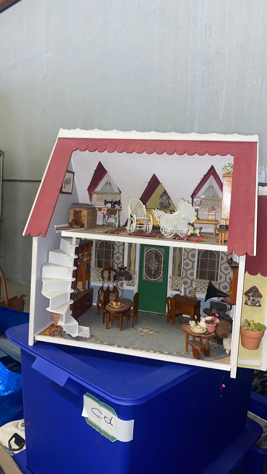 Antieken houten poppenhuizen, Ophalen, Gebruikt, Poppenhuis