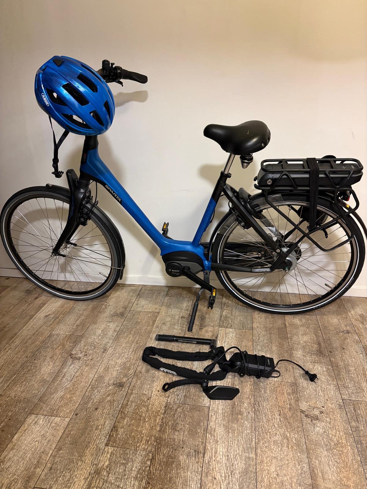 Sparta M8B 53cm Hydra + suspension à seulement 5400 km !, Enlèvement ou Envoi, Comme neuf, Sparta