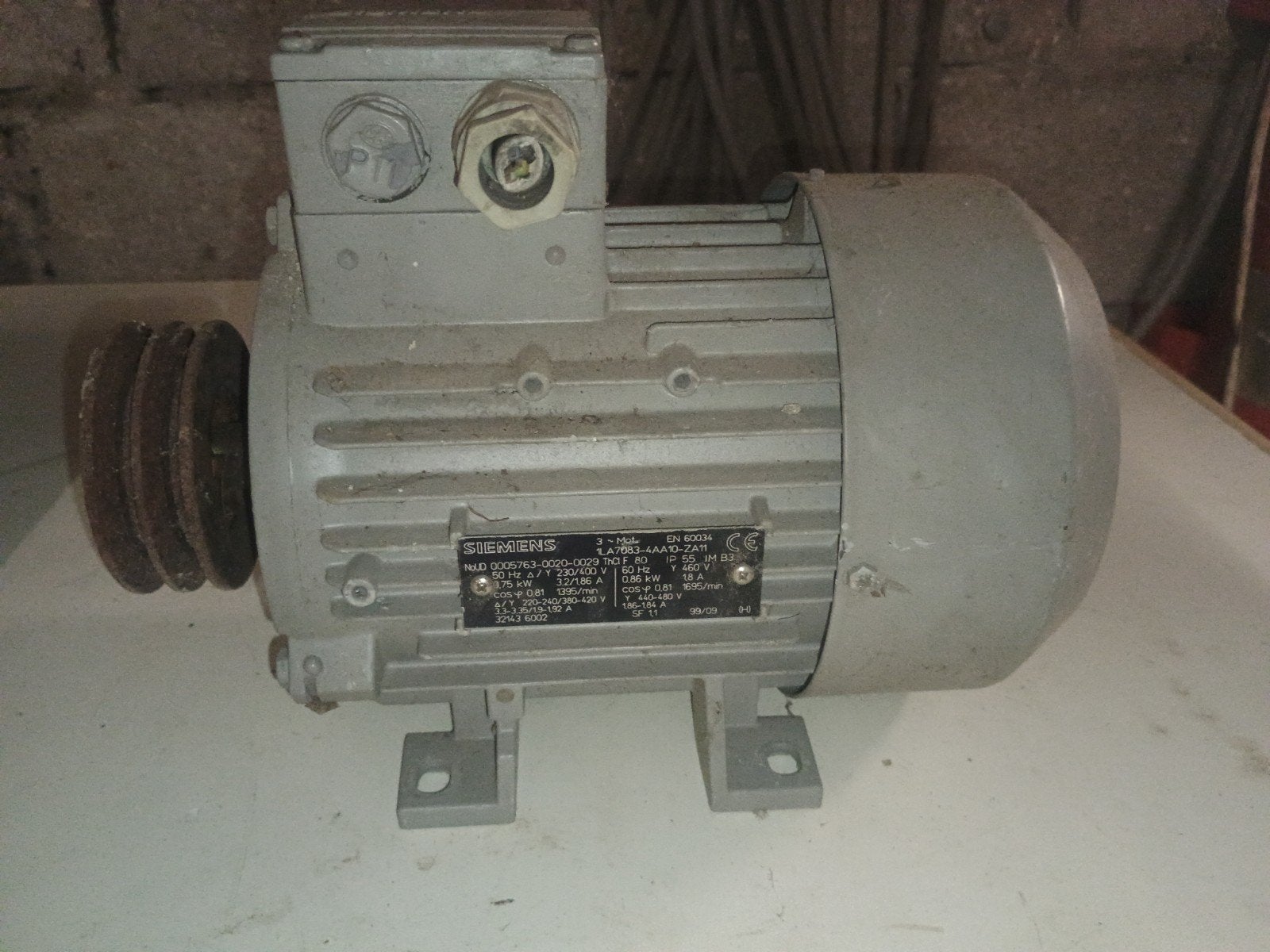 Siemens Elektromotoren, Ophalen, Elektromotor