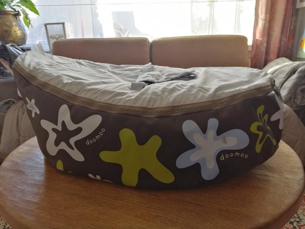 Doomoo ligkussen voor baby, kan later gebruikt worden als zi, Ophalen