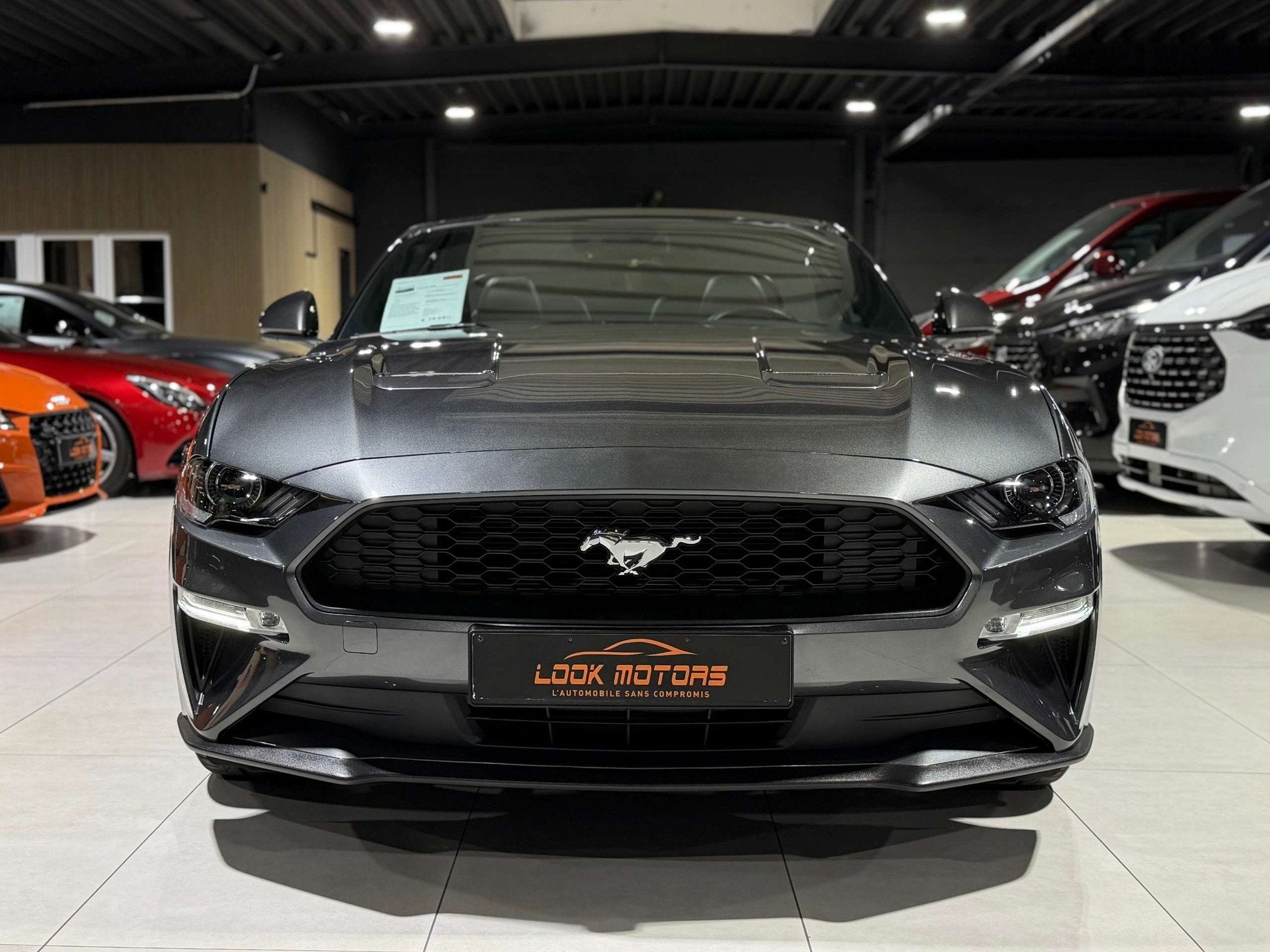 Ford Mustang Convertible 2.3 EcoBoost Automatique 290cv Dist, Auto's, Automaat, 4 zetels, Achterwielaandrijving, Gebruikt