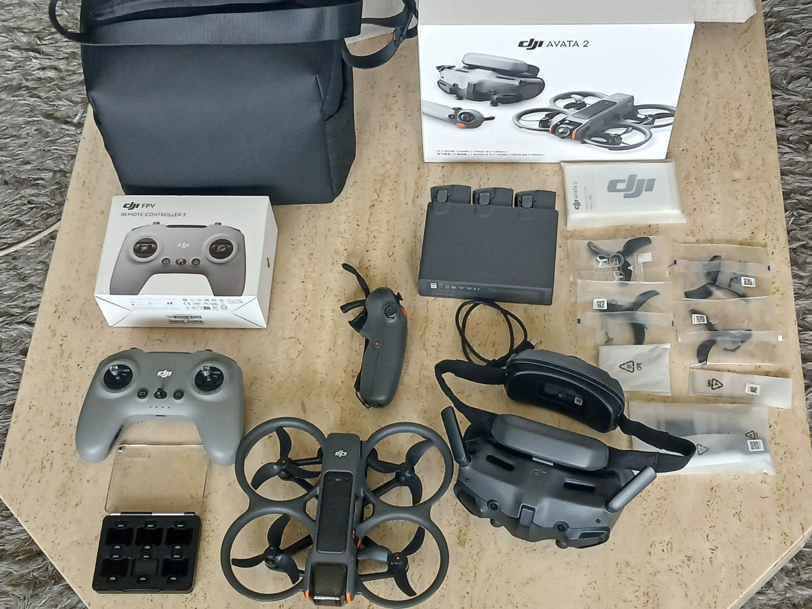 DJI AVATA 2 FLY MORE COMBO + FPV REMOTE CONTROLLER 3 +ND FIL, Ophalen of Verzenden, DJI