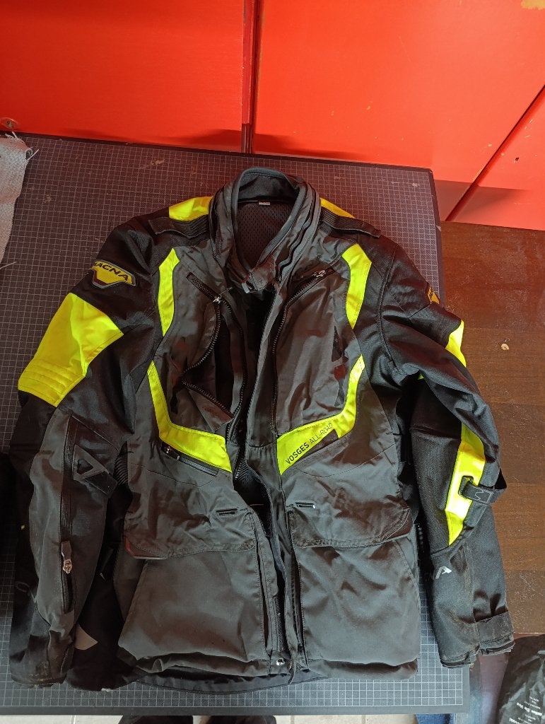 Veste de moto MACNA XL d'occasion, Femmes, Enlèvement, Manteau | tissu, Seconde main