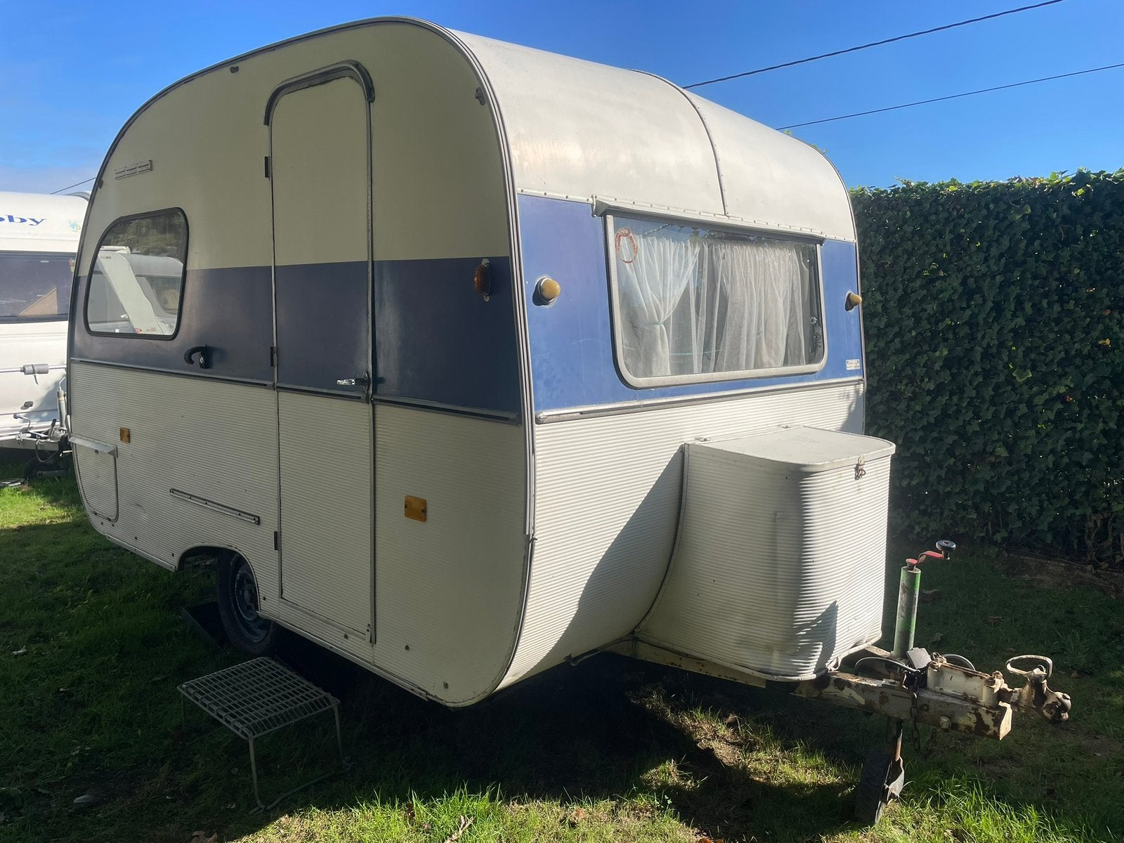 Leuke caravan minder dan 750 kg, Entreprise