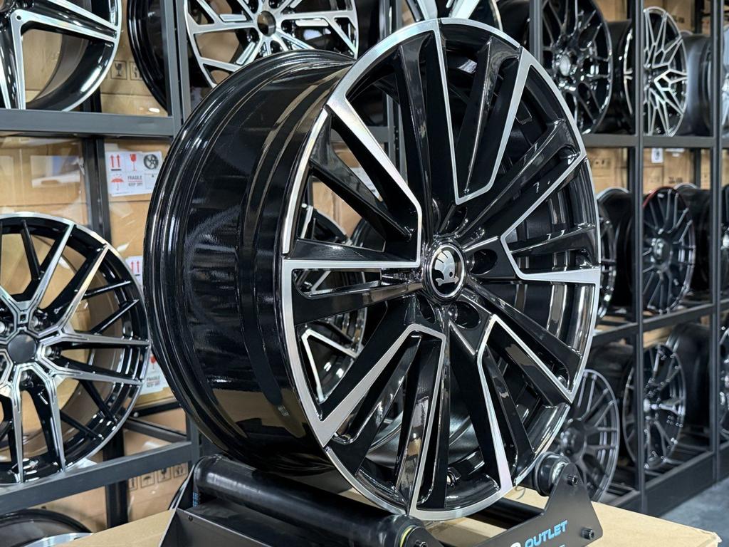 19" SKODA RS Look Sportvelgen SKODA OCTAVIA KODIAQ KAROQ VW, Auto-onderdelen, Banden en Velgen, Ophalen of Verzenden, Nieuw, 19 inch