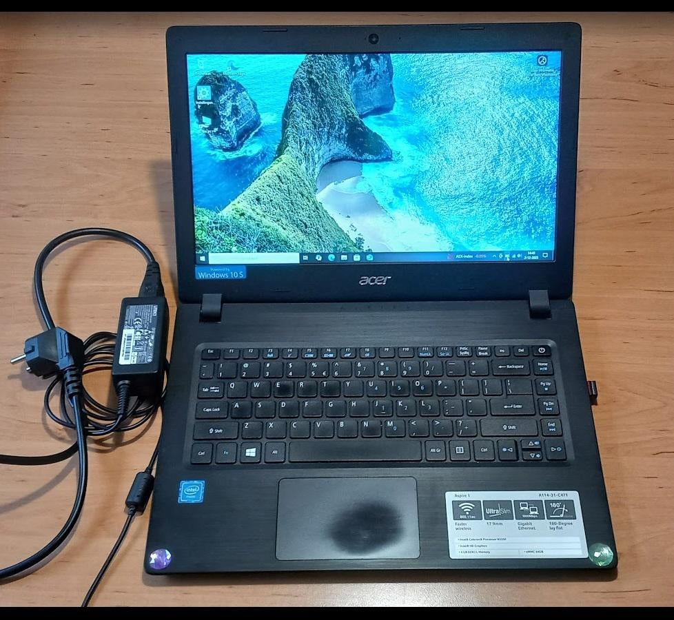 Acer Aspire 1 Laptop Windows 10S, Intel Celeron N3350, 60GB, Ophalen of Verzenden, Zo goed als nieuw, Qwerty
