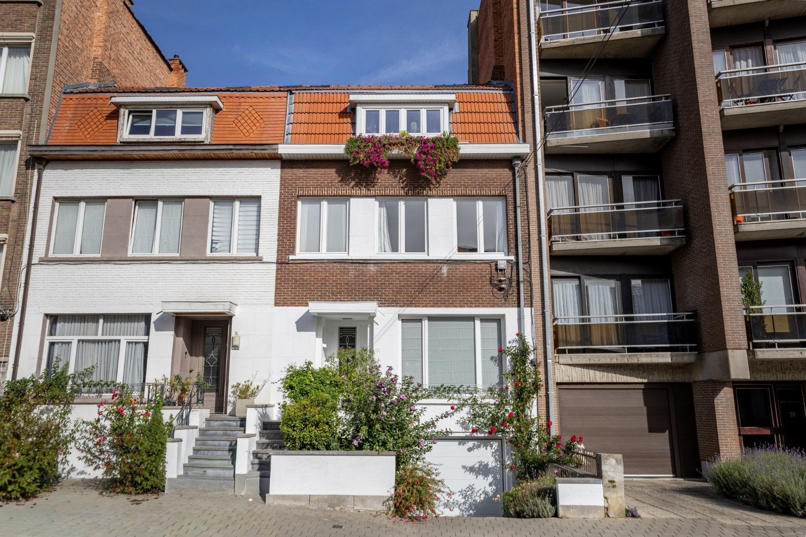 Maison 3 chambres + bureau - Studio indépendant – Jardin