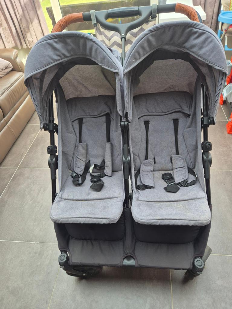 Dubbele buggy, Kinderen en Baby's, Ophalen