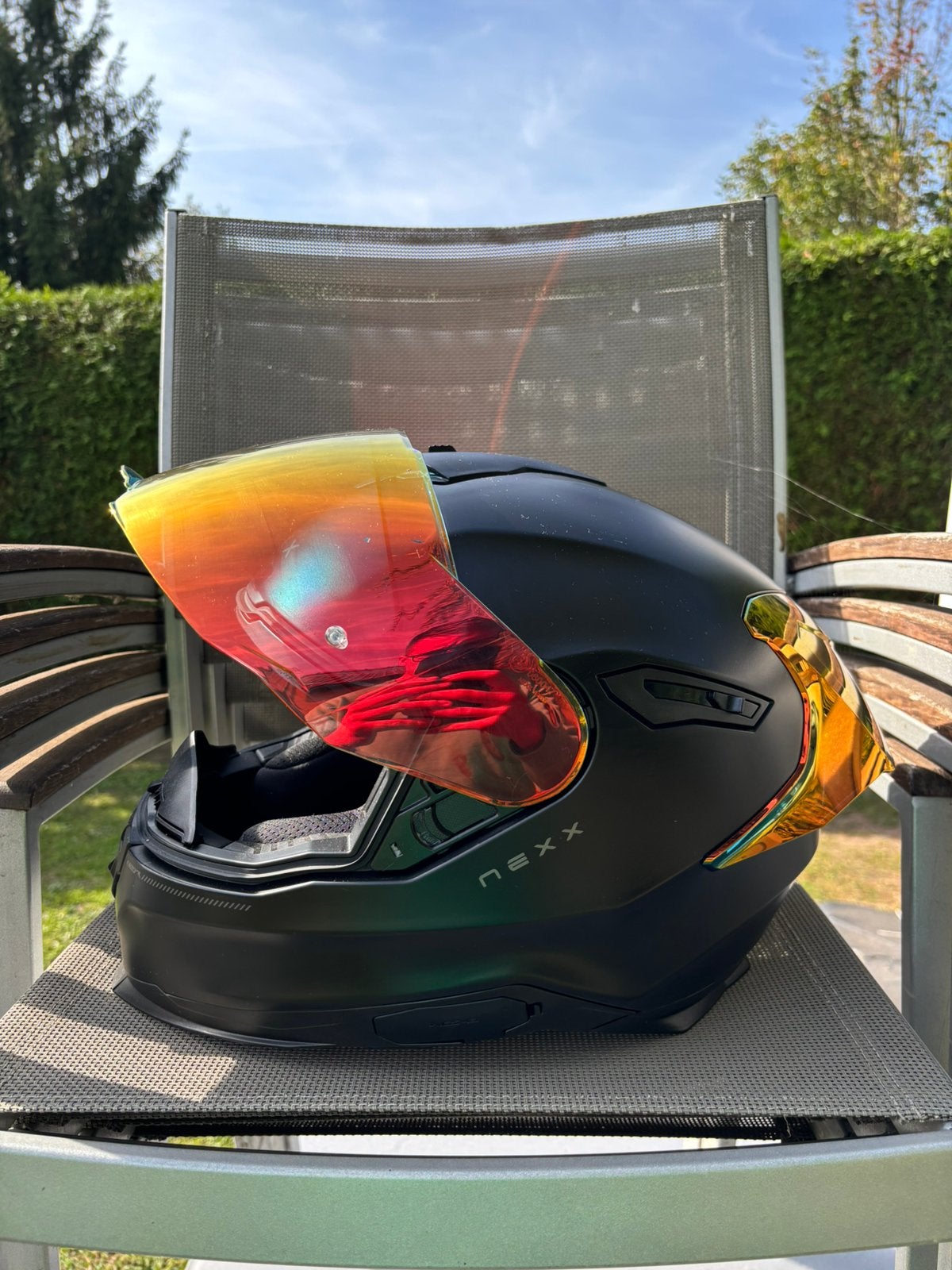 Helm, Motoren, Ophalen