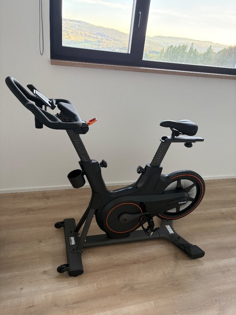 Vélo appartement Basic-Fit, Sports & Fitness, Enlèvement