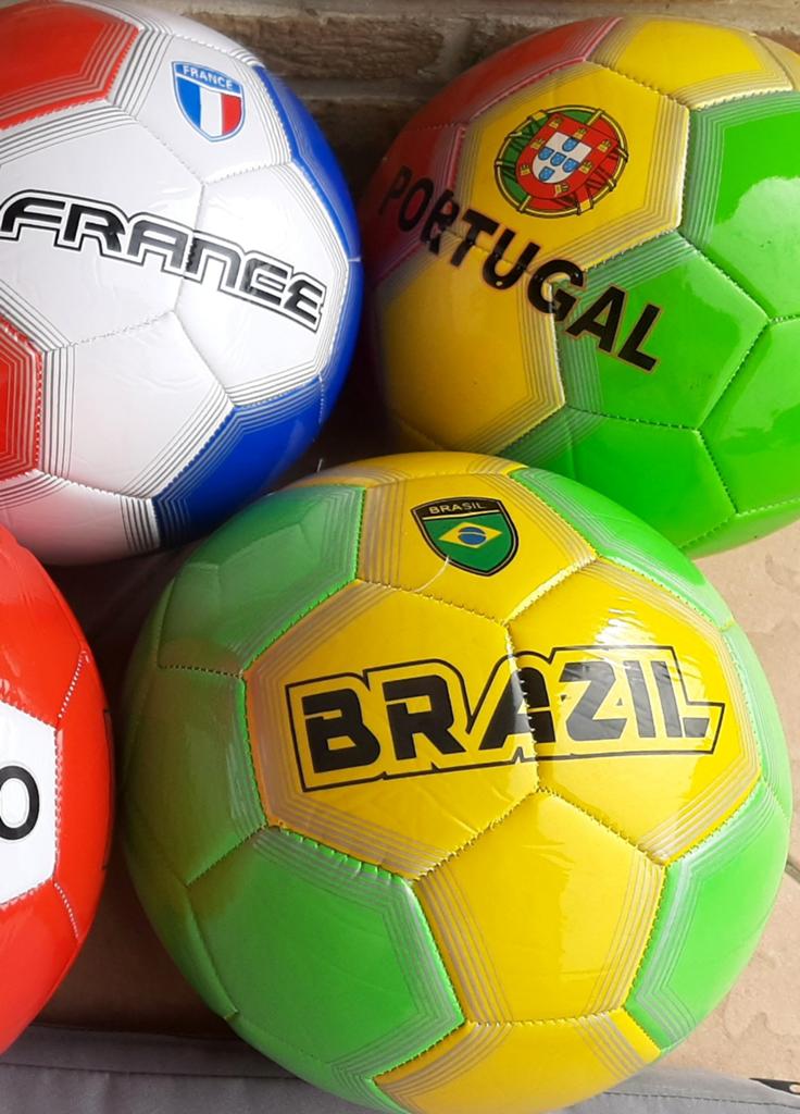 Nieuwe voetbal ballen!!!, Sport en Fitness, Overige Sport en Fitness, Ophalen