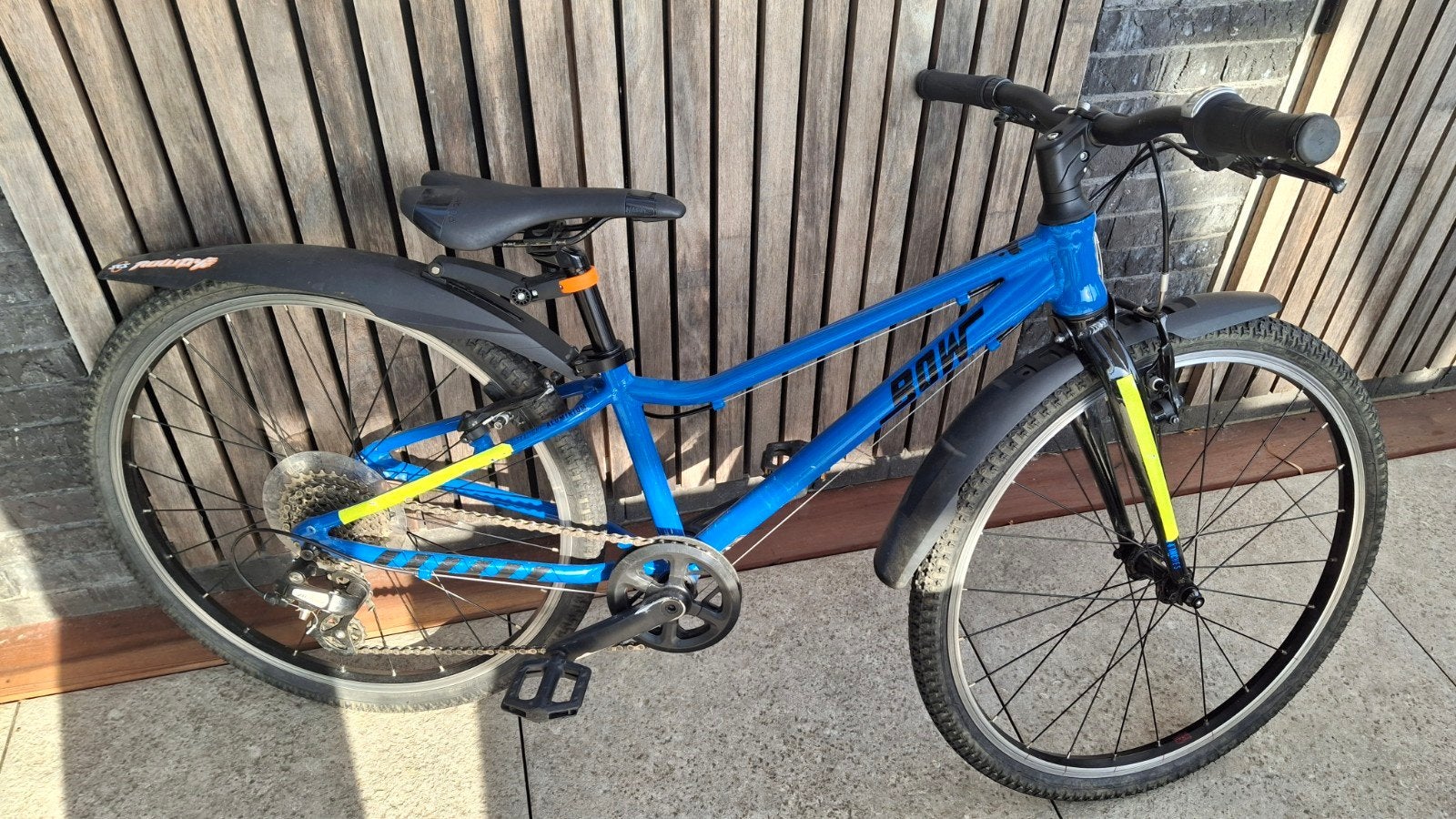 Kinderfiets Bow 24 inch, Ophalen, Gebruikt, 20 inch of meer