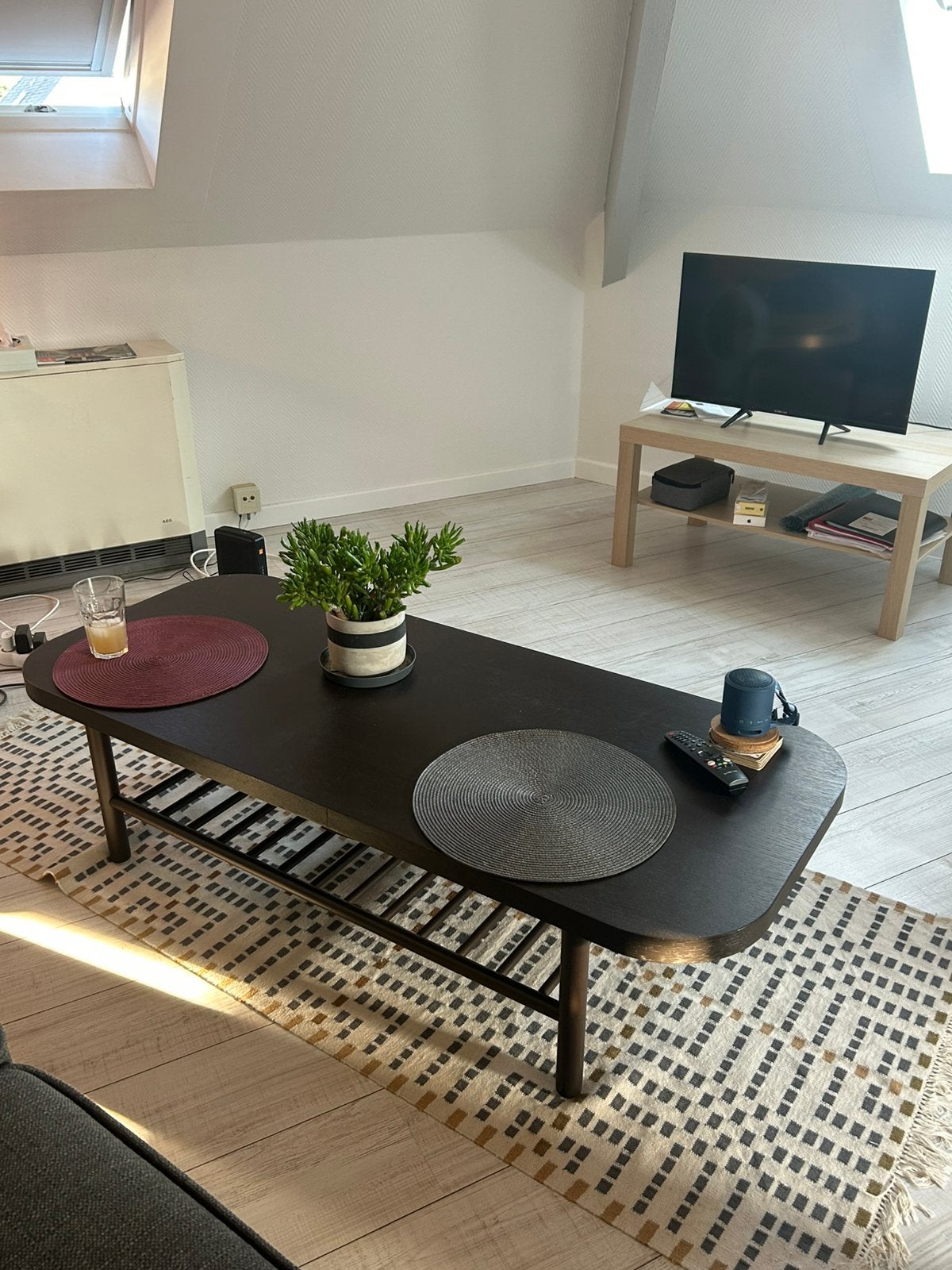 Table basse IKEA design et pratique, Ophalen, Zo goed als nieuw