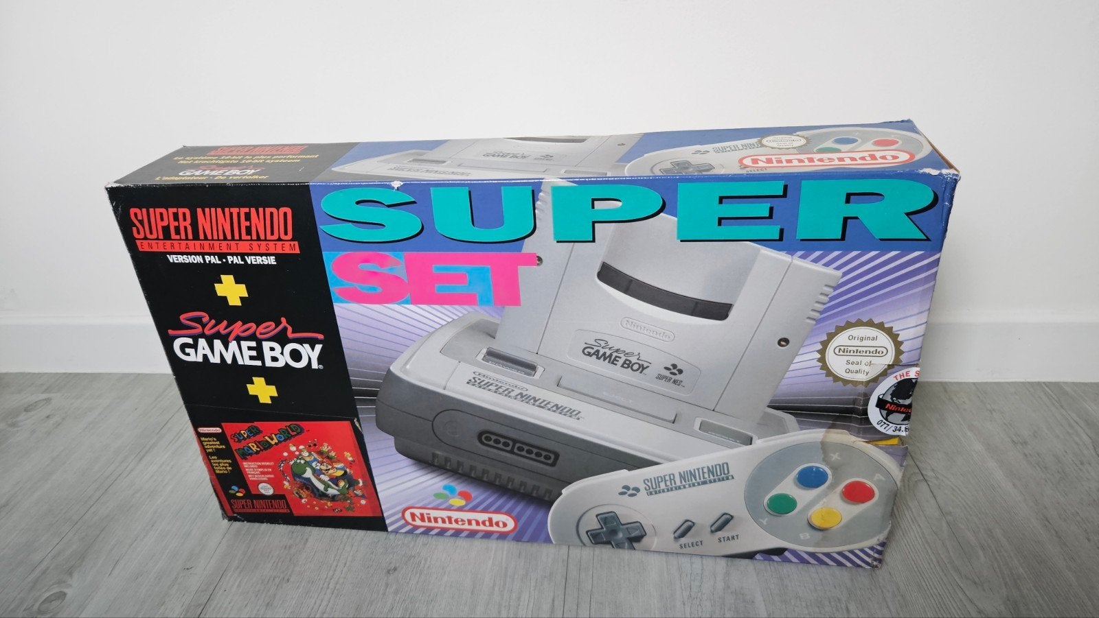 Super Nintendo (SNES) Super Set - Compleet in doos, Games en Spelcomputers, Ophalen of Verzenden, Zo goed als nieuw, Met 2 controllers