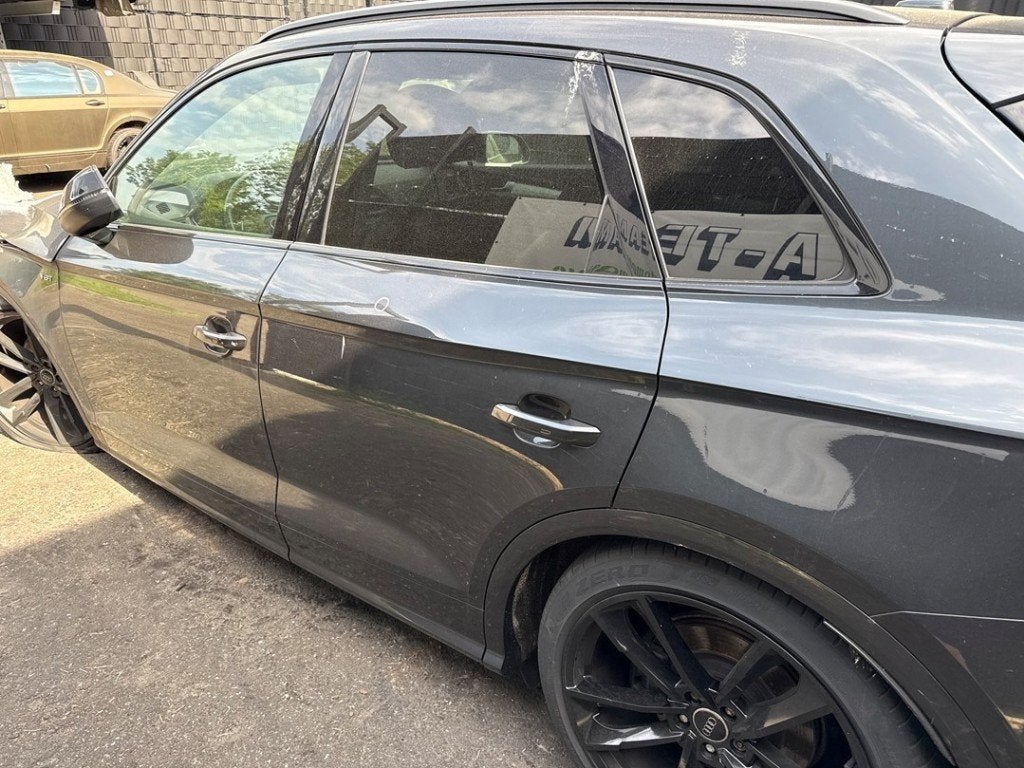 PORTE GAUCHE ARRIÈRE Audi SQ5 (FYB / FYG) (|80A833051B|), Arrière, Auto-Union-Straße  1,
85057  Ingolstadt, DE, Info@audi.de, Audi