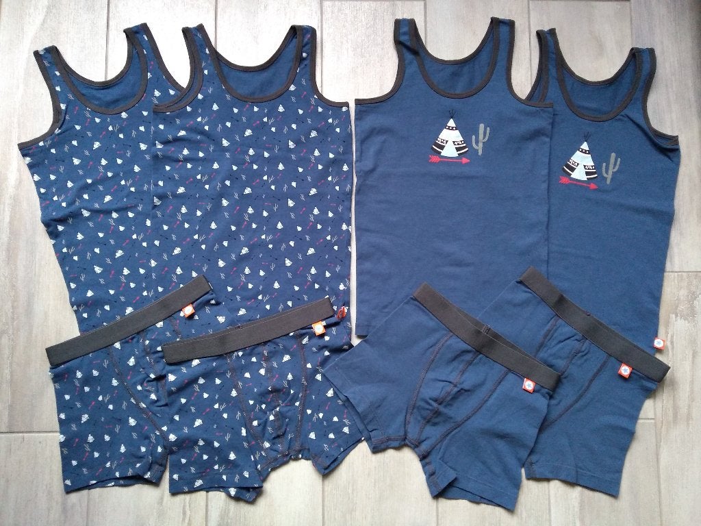 ★ M116/122 - Ondergoed sets, Ophalen of Verzenden, Zo goed als nieuw, Jongen, Nacht- of Onderkleding