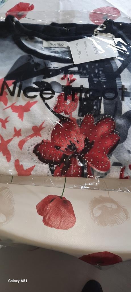 T-shirt Merk: NICE Tricot maat: M/L, Kleding | Dames, Nice Tricot, Ophalen of Verzenden, Nieuw, Lange mouw