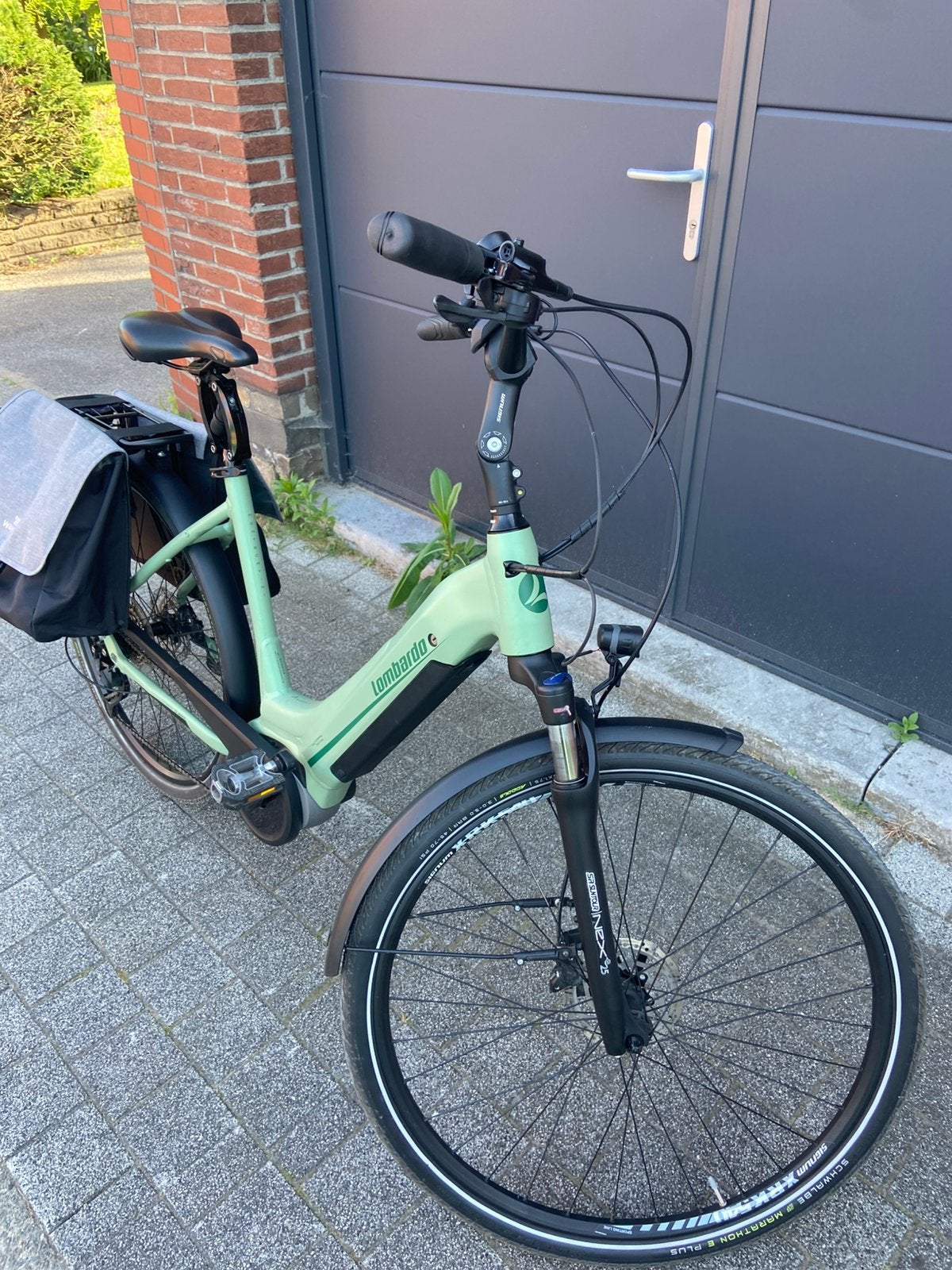 Elektrische fiets Lombardo, Enlèvement ou Envoi, Comme neuf