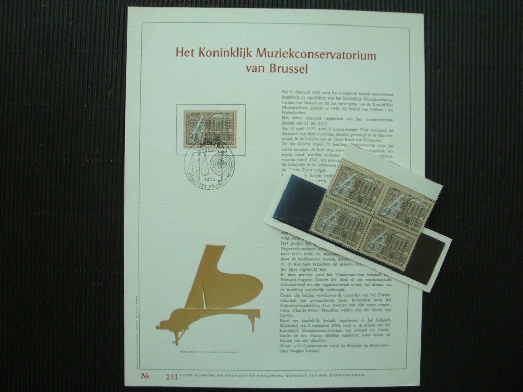 postzegels, Ophalen of Verzenden, Postfris, Gestempeld