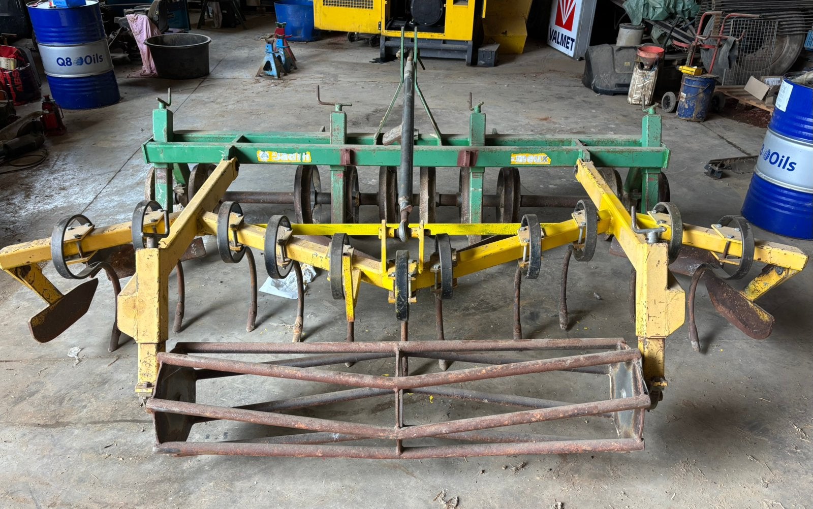 Jadin front cultivator tasse avant, Ophalen