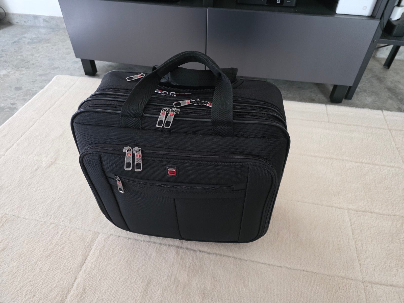 Enrico Benetti laptoptas op wieltjes te koop., Informatique & Logiciels, Poignée, Noir, Autres marques, Comme neuf