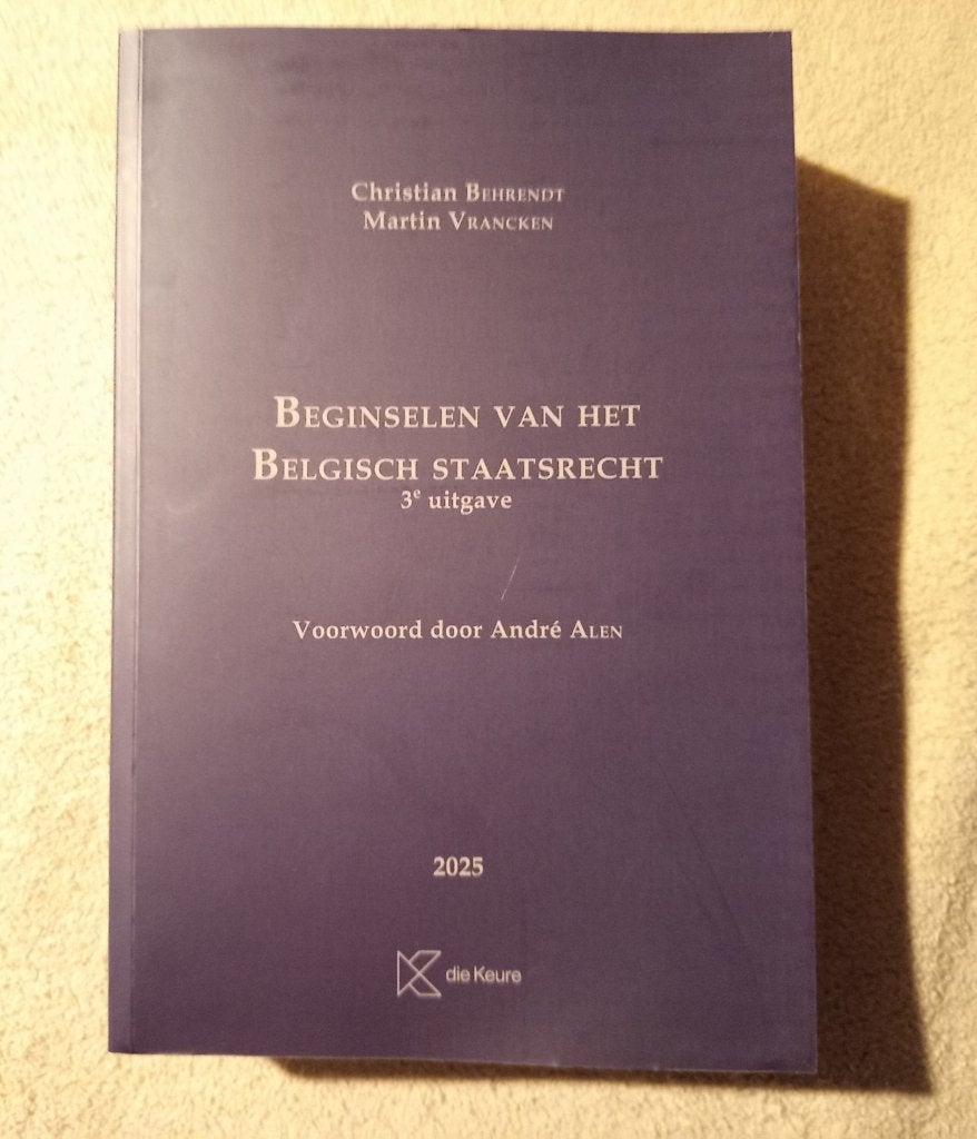 Beginselen van het Belgische staatsrecht, Enlèvement, Neuf, Enseignement supérieur, Christiane Behrend