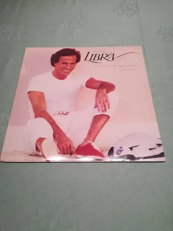 Elpees vinyl Julio Iglesias, Cd's en Dvd's, Vinyl | Pop, Zo goed als nieuw, 12 inch, Ophalen of Verzenden