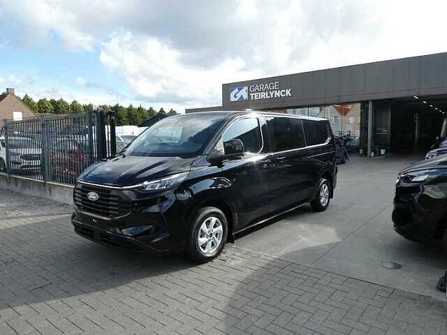 Ford Transit Custom L2 Multi-Use 5pl 320L 2.0 TDCi 136pk, Auto's, Bestelwagens en Lichte vracht, 1995 cc, Euro 6, Zwart, Bedrijf
