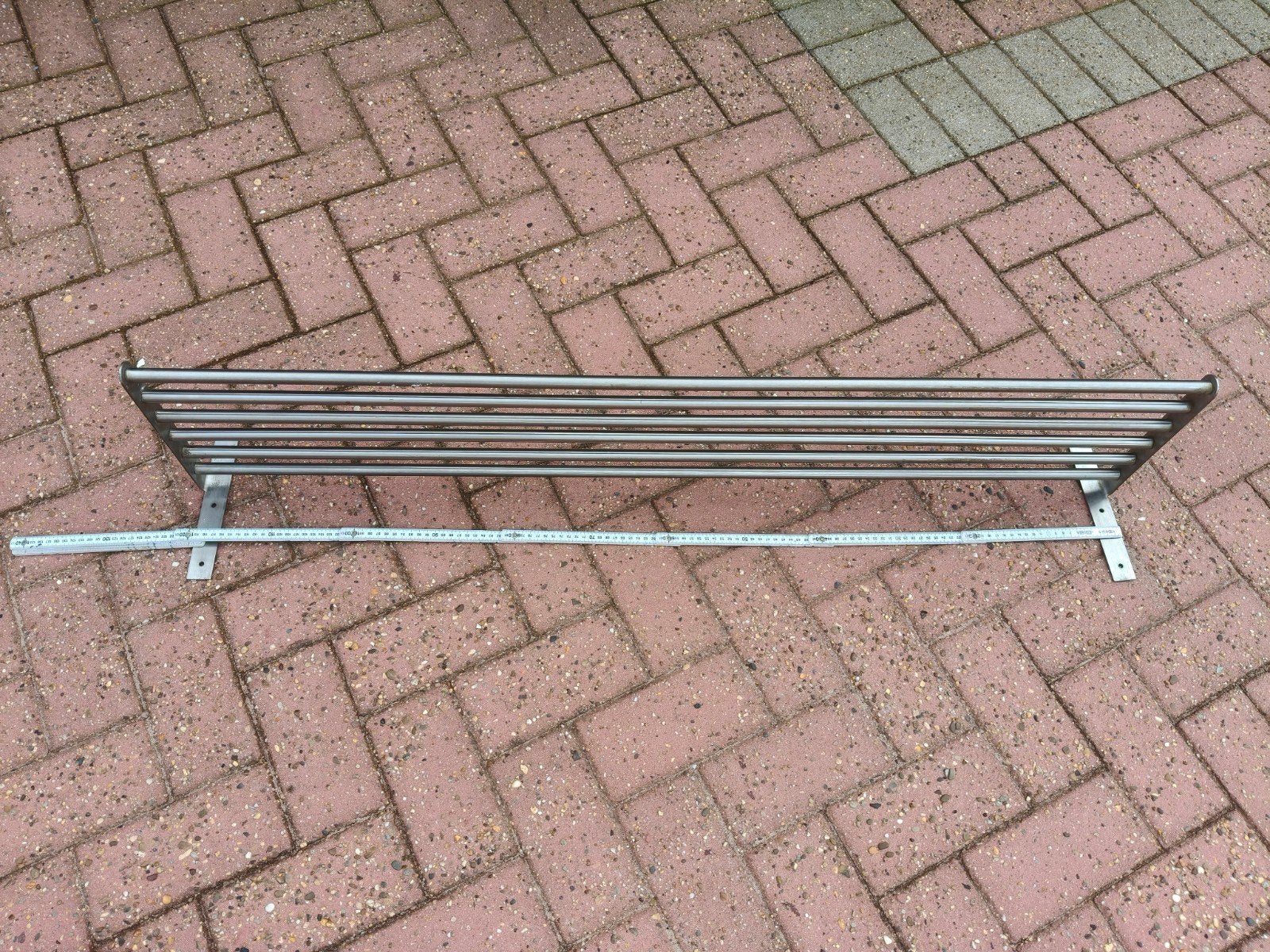 Inox rek, Ophalen, Gebruikt