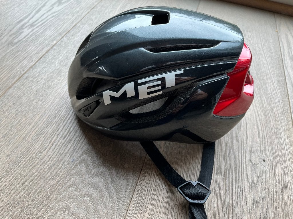 Fietshelm MET Strale, S, Gebruikt, Ophalen of Verzenden, MET